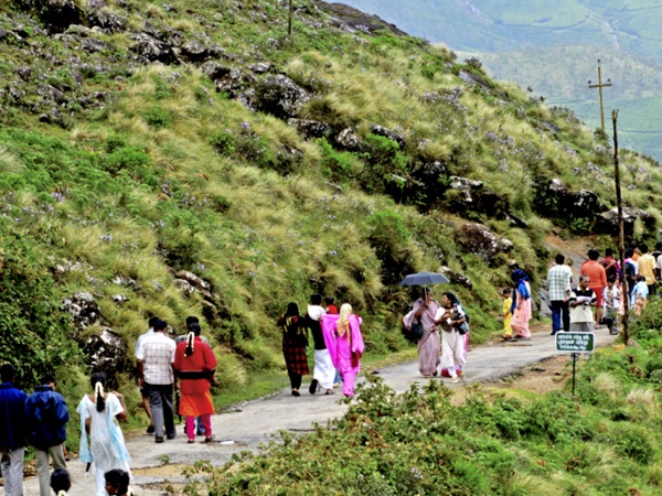 സന്ദർശകർക്കുള്ള മുന്നറിയിപ്പുകൾ