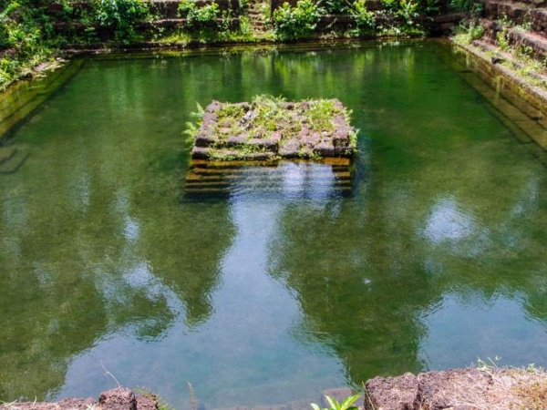 നേത്രാവലി ബബ്ബിൾ ലേക്ക്