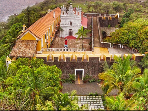  ടിറാകോൾ കോട്ട