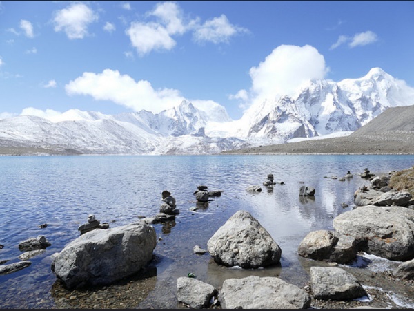 മൂന്നു മതങ്ങൾക്കു വിശുദ്ധ കേന്ദ്രം