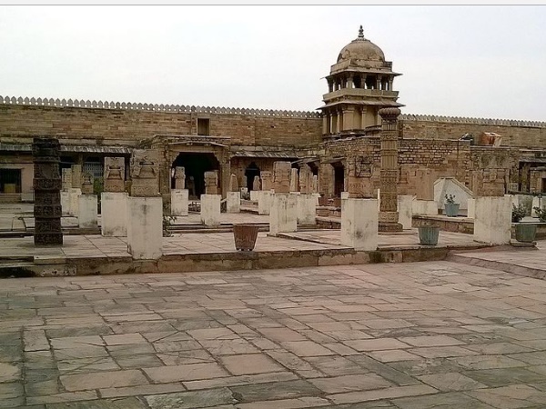  ഭൂമിക്കടയിലെ നിലകൾ