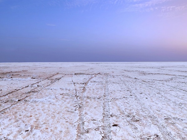 ന്യൂ ഡെൽഹിയിൽ നിന്നും കച്ചിലേക്ക്