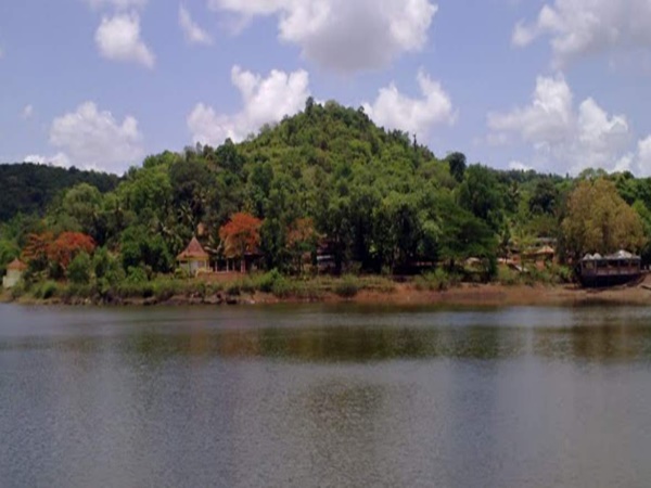 മായെം തടാകം, ഗോവ