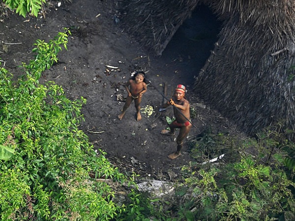 ആരാണിവിടുത്തെ താമസക്കാർ
