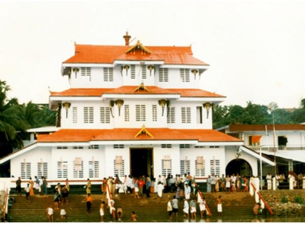 പറശ്ശിനിക്കടവ് ക്ഷേത്രം