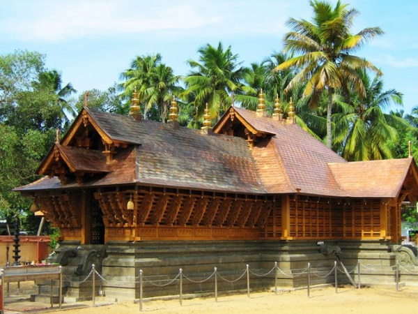 പരവൂർ പുറ്റിംഗൽ ദേവി ക്ഷേത്രം