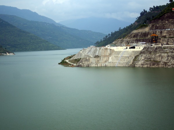 തേഹ്റി ഡാം