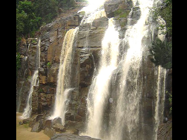 ഹന്ദ്രു വെള്ളച്ചാട്ടം