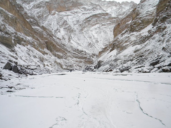 സൻസ്കാറിലെ തണുത്തുറഞ്ഞ നദിയിലൂടെ ഒരു യാത്ര