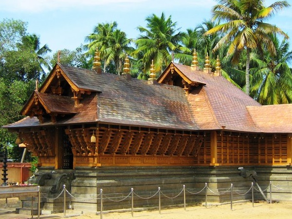 പരവൂർ പുറ്റിങ്ങൽ ദേവീക്ഷേത്രം