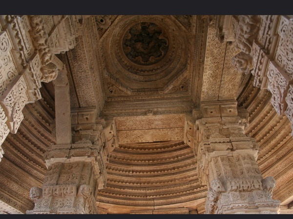 സന്ദർശകർക്കായി