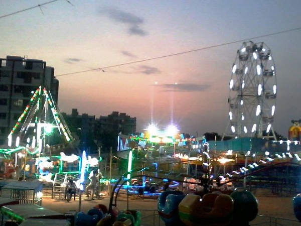  മടുക്കുന്നോടം വരെ ഷോപ്പിങ്ങ്