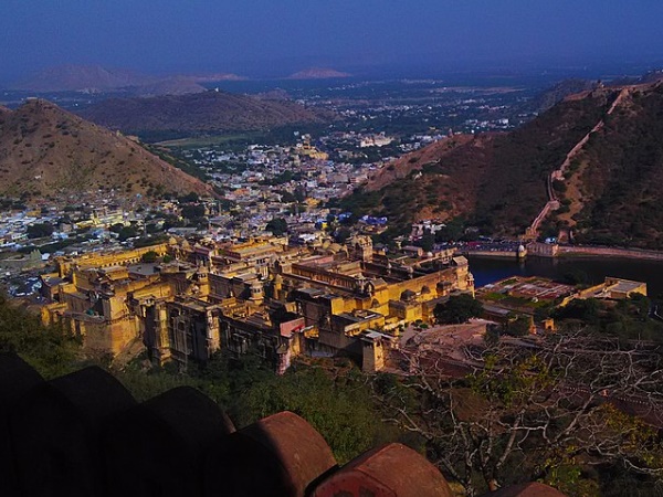 നവഗഡ് കോട്ട