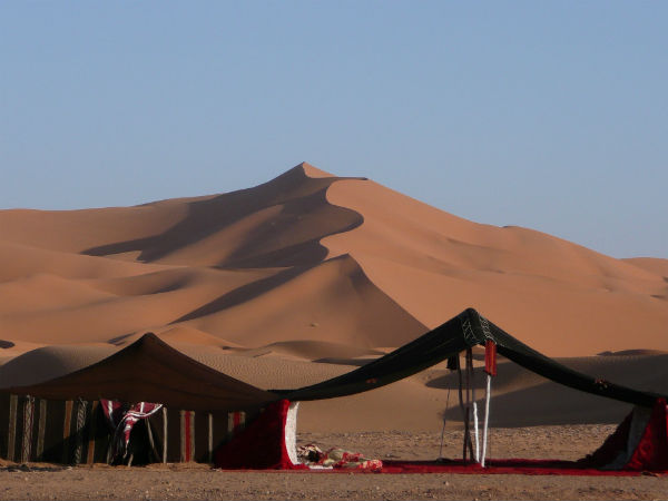 മരുഭൂമിയിലെ ക്യാംപിങ്