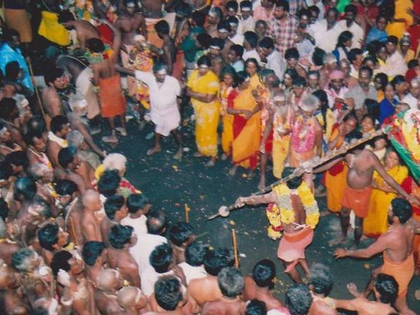 എത്തിച്ചേരുവാൻ 