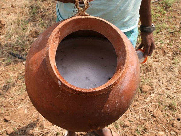 പുഴയോരം കള്ളുഷാപ്പ്, രാമമംഗലം