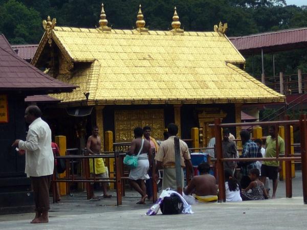 അയ്യപ്പനും മാളികപ്പുറത്തമ്മയും