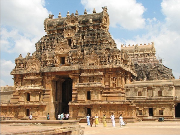 തഞ്ചാവൂർ ക്ഷേത്രം, തമിഴ്നാട്