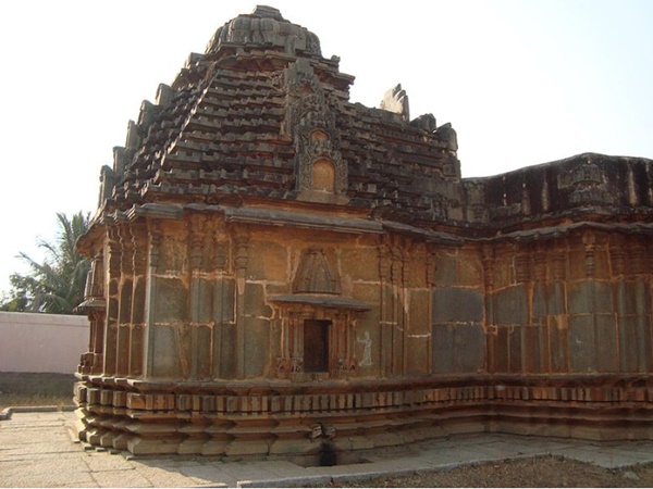 അനന്തനാഥ ബസാതി