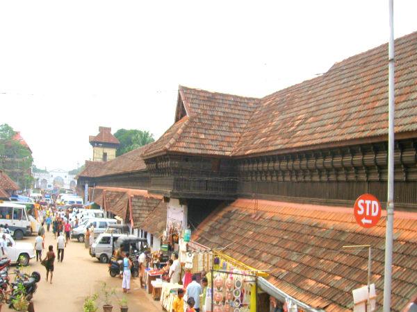 പത്മനാഭ സ്വാമി ക്ഷേത്രം തിരുവനന്തപുരം