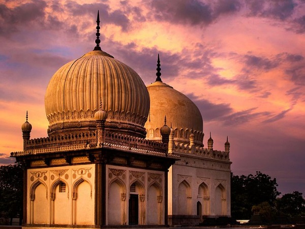 ഖുത്തബ് ഷാഹി ശവകുടീരം