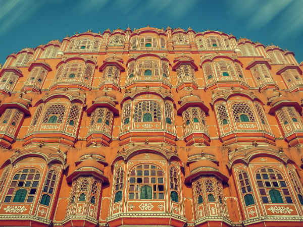 കിരീടത്തിന്റെ ആകൃതിയിലുള്ള ഹവാ മഹൽ