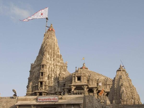 ദ്വാരകാധീശ് ക്ഷേത്രം ദ്വാരക 