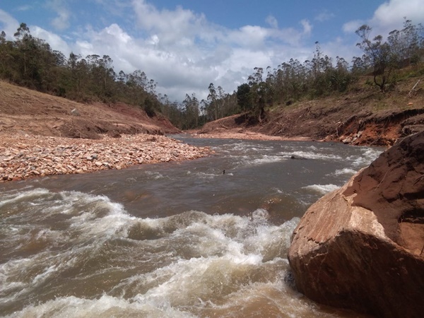 അതിജീവിക്കുന്ന മൂന്നാർ 