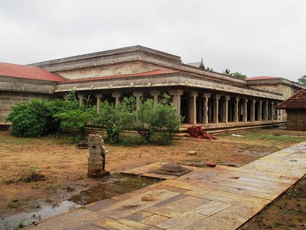 ക്ഷേത്രത്തിലെ നിധികൾ 