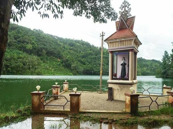 അമ്പൂരിയിലെ കാഴ്ചകൾ