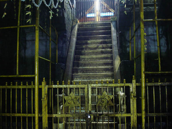 18 പടികള്‍