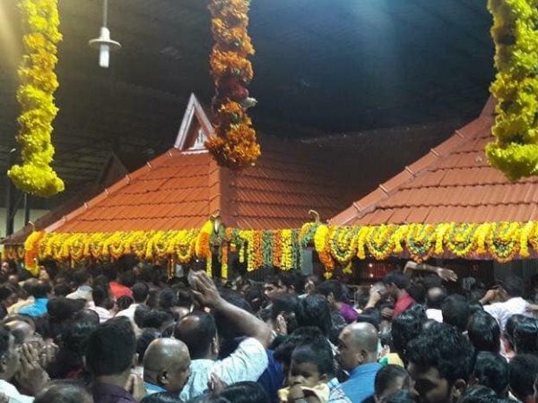 എഴുന്നള്ളത്തു കണ്ടാൽ!!