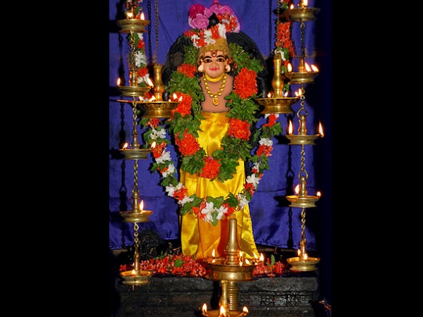 കുറുവട്ടൂർ നരസിംഹമൂർത്തി ക്ഷേത്രം