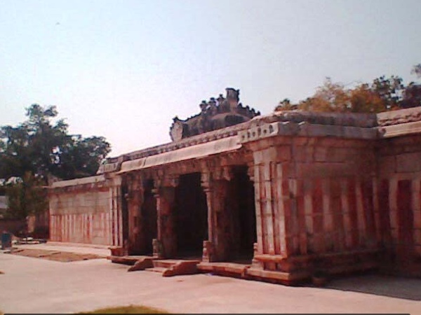 പൂജകളില്ല