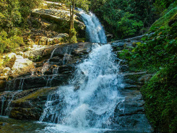 ജനാ വെള്ളച്ചാട്ടം