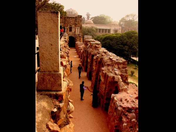 സഞ്ചാരികൾക്ക്