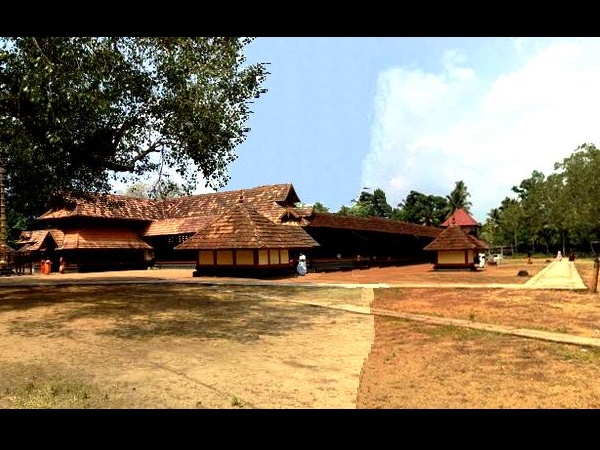 ബ്രഹ്മാവിന്റെ തല ശിവൻ അറുത്ത ഇടം