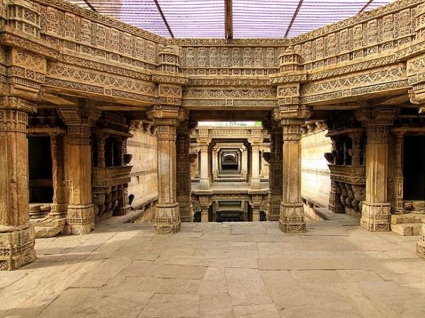 ശില്പിയെ കൊന്ന ചരിത്രം