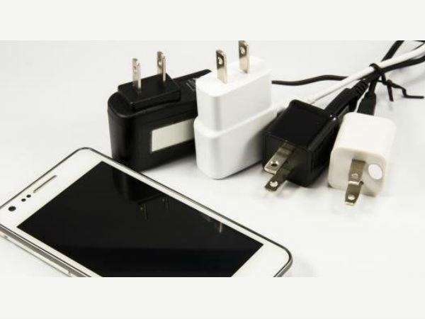 ചാർജർ, പവർ ബാങ്ക് എല്ലാം ഒരുമിച്ച്