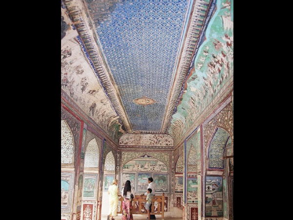 കുഞ്ഞൻ ചിത്രങ്ങൾ