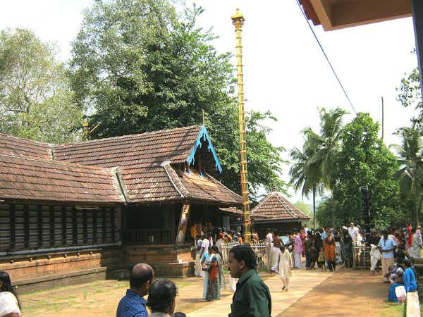 തിരുമാന്ധാംകുന്ന് ക്ഷേത്രം