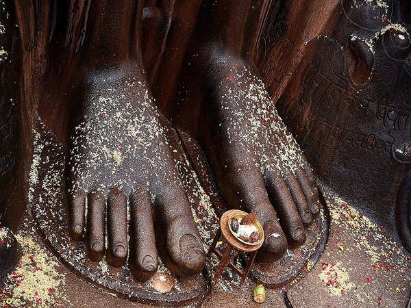 യക്ഷനും യക്ഷിണിയും