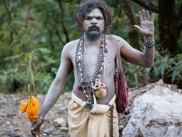 വാരണാസിയിലെ അഘോരി സാധുക്കൾ