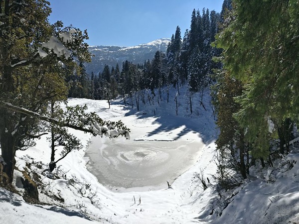 ആർക്കൊക്കെ പോകാം
