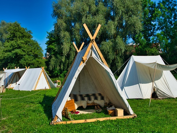 ബീച്ച്സൈഡ് ഡിസൈനേഴ്സ് വില്ലേജ്, അശ്വേം