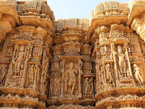 സൂര്യ ക്ഷേത്രം, മൊധേര, ഗുജറാത്ത്