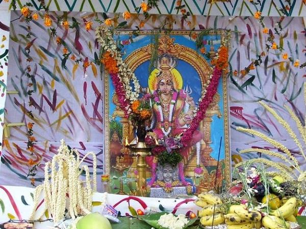 അഞ്ച് കൈകളുള്ള ദേവി 