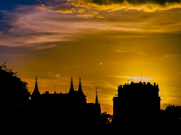 ദൃശ്യം നോക്കി തിരഞ്ഞെടുക്കാം