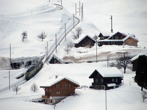 വെന്‍ഗെര്‍നാല്പ് റെയില്‍വേ, സ്വിറ്റ്സര്‍ലന്‍ഡ്