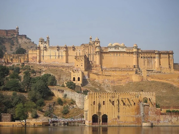 പ്രവേശനത്തിന് പലവഴി